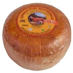 Valsequillo Cheese Med ripened Red 500 gr.